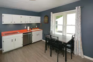 4106 Mt Olivet Rd, Kalamazoo, MI 49004 - Photo 9
