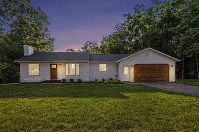 4372 Hunsberger Avenue NE, Grand Rapids, MI 49525 - Photo 3