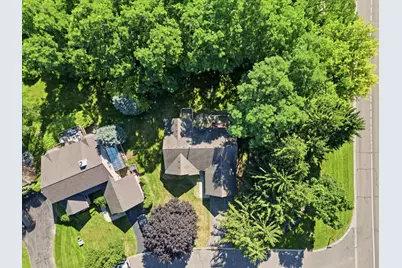 5220 Huron Hills Drive, Commerce Township, MI 48382 - Photo 39