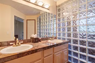 5220 Huron Hills Dr, Commerce Township, MI 48382 - Photo 23