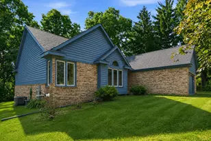5220 Huron Hills Dr, Commerce Township, MI 48382 - Photo 49