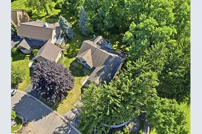 5220 Huron Hills Drive, Commerce Township, MI 48382 - Photo 43