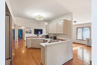 5220 Huron Hills Drive, Commerce Township, MI 48382 - Photo 27