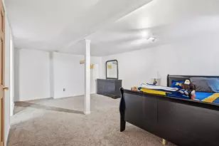 5220 Huron Hills Dr, Commerce Township, MI 48382 - Photo 11