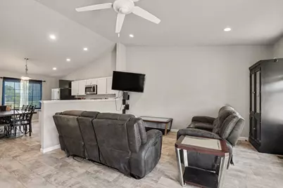 450 Orchard Street, Constantine, MI 49042 - Photo 3