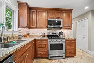 25800 Franklin Park Ct, Franklin, MI 48025 - Photo 13