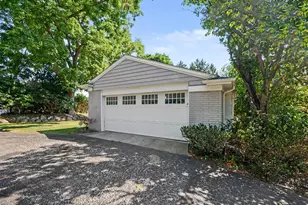 25800 Franklin Park Ct, Franklin, MI 48025 - Photo 43