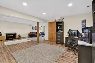 8352 Marquis Ct, Lambertville, MI 48144 - Photo 39