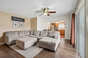 299 Buick Dr, Battle Creek, MI 49015 - Photo 3