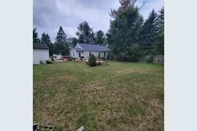 8 E Barton Street, Newaygo, MI 49337 - Photo 35