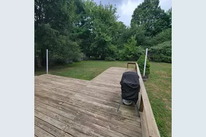8 E Barton Street, Newaygo, MI 49337 - Photo 3