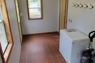 8 E Barton St, Newaygo, MI 49337 - Photo 7