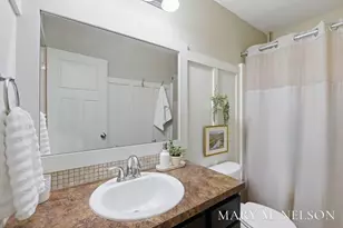 5705 Kenstyn Dr SW, Wyoming, MI 49418 - Photo 15