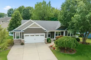 5705 Kenstyn Dr SW, Wyoming, MI 49418 - Photo 1