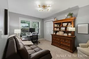 5705 Kenstyn Dr SW, Wyoming, MI 49418 - Photo 17