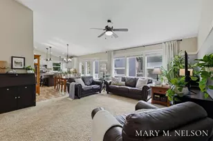 5705 Kenstyn Dr SW, Wyoming, MI 49418 - Photo 9