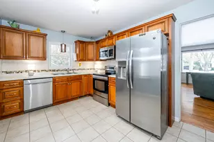 2716 Thayer Dr, Saint Joseph, MI 49085 - Photo 9