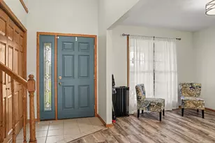 12905 Silver Spring Ln, Battle Creek, MI 49014 - Photo 7