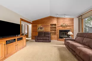 6866 Vista Grande Dr NE, Rockford, MI 49341 - Photo 15