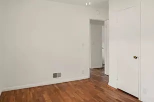 56 Garden Ave N, Battle Creek, MI 49017 - Photo 5
