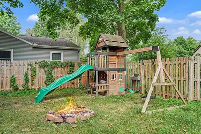 56 Garden Avenue N, Battle Creek, MI 49017 - Photo 27