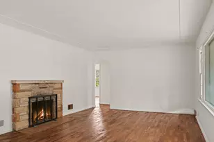 56 Garden Ave N, Battle Creek, MI 49017 - Photo 7
