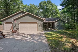 416 E River Rd, Muskegon, MI 49445 - Photo 3