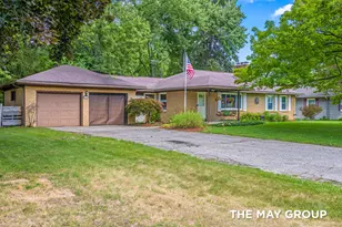 1515 Lancashire Dr SE, Grand Rapids, MI 49508 - Photo 3