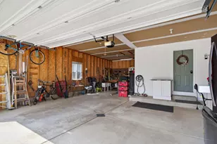 5461 Caravel Dr SW, Wyoming, MI 49418 - Photo 31