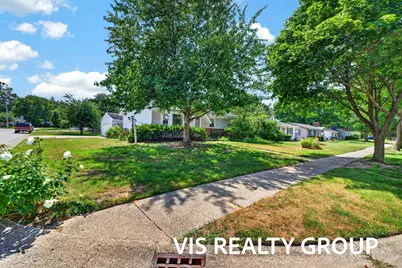 2468 Knollview Street SW, Wyoming, MI 49519 - Photo 5