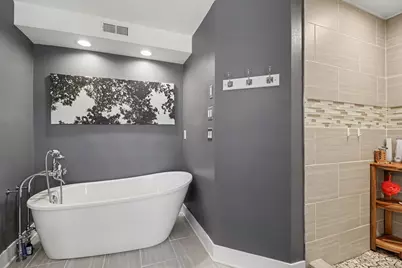 5675 Carlburt Street, West Bloomfield, MI 48322 - Photo 19