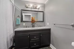 5675 Carlburt St, West Bloomfield, MI 48322 - Photo 17