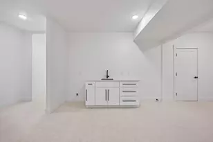 3245 Midland Dr SE, Grand Rapids, MI 49546 - Photo 29