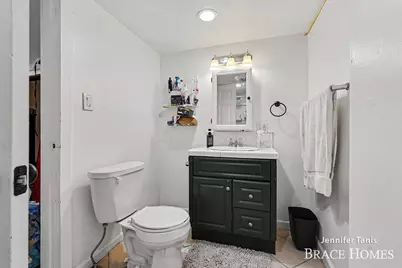 1121 Baxter Street SE, Grand Rapids, MI 49506 - Photo 15