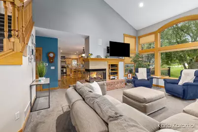 61 Greystone Court NE, Rockford, MI 49341 - Photo 11