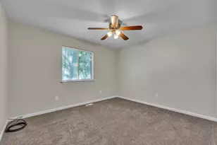 24533 Grove Ave, Eastpointe, MI 48021 - Photo 21