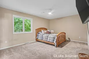 46 Counts Cove Ct, Holland, MI 49424 - Photo 17