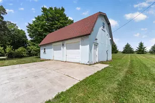 18600 Manitou Rd, Addison, MI 49220 - Photo 3