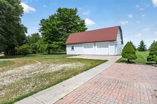 18600 Manitou Rd, Addison, MI 49220 - Photo 9