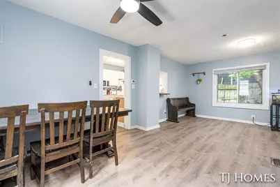 338 Hanover Street NE, Grand Rapids, MI 49505 - Photo 9