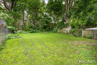 338 Hanover Street NE, Grand Rapids, MI 49505 - Photo 29