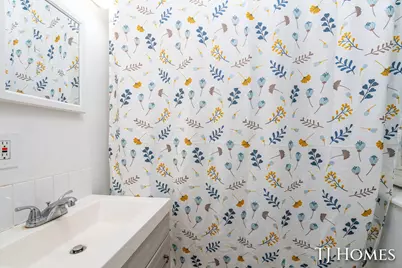 338 Hanover Street NE, Grand Rapids, MI 49505 - Photo 17