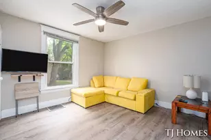 338 Hanover St NE, Grand Rapids, MI 49505 - Photo 15