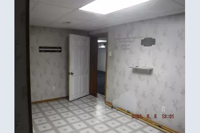 241 Jamesway, Benton Harbor, MI 49022 - Photo 17
