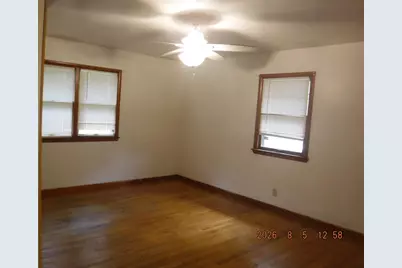 241 Jamesway, Benton Harbor, MI 49022 - Photo 9