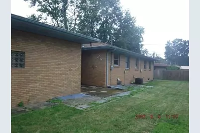 241 Jamesway, Benton Harbor, MI 49022 - Photo 5