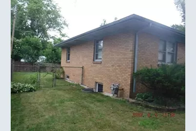 241 Jamesway, Benton Harbor, MI 49022 - Photo 3