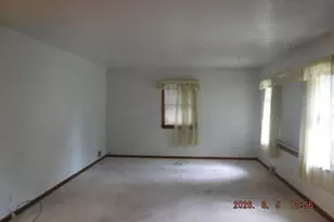 241 Jamesway, Benton Harbor, MI 49022 - Photo 7