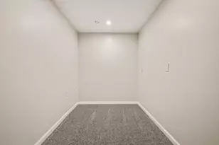29 34th St SE, Grand Rapids, MI 49548 - Photo 13