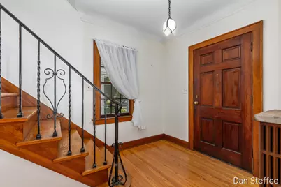 23 Alten Avenue NE, Grand Rapids, MI 49503 - Photo 3